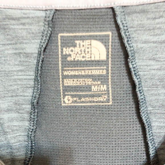 The North Face | Women’s FlashDry Workout Shirt M - Picture 5 of 8